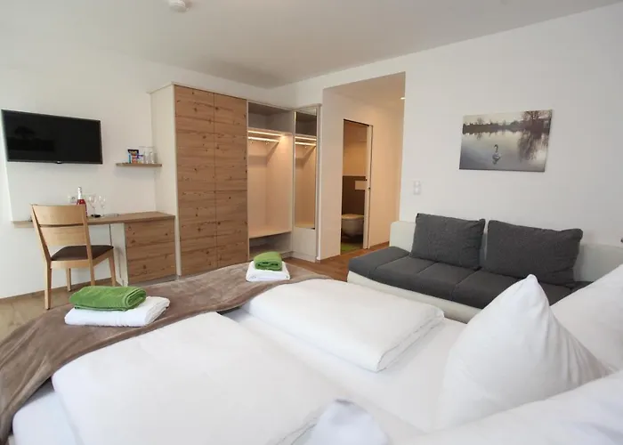 Hotel & Fruehstueckspension Raabtal